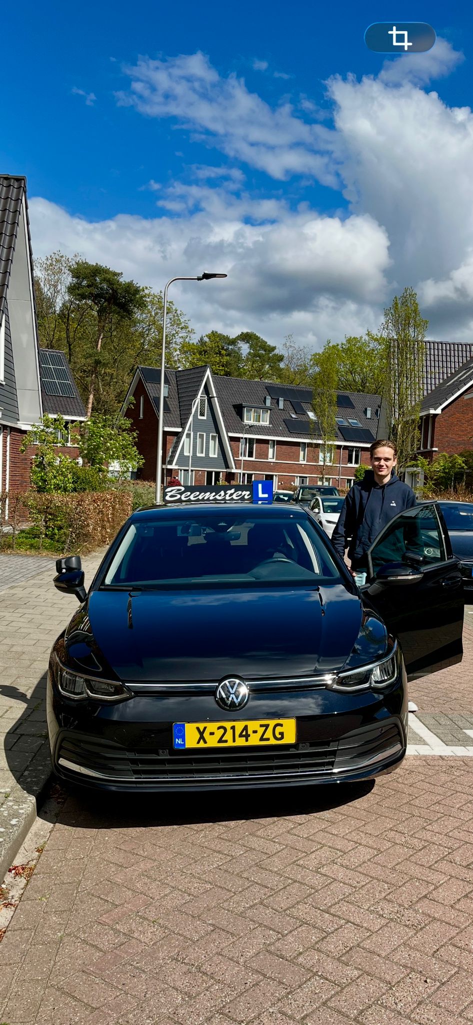 Rijles Utrecht — leerling van Rijschool Beemster achter het stuur